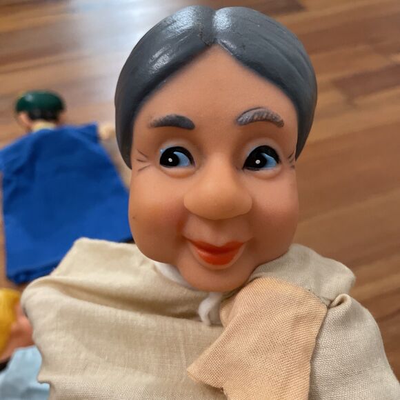 Puppets Vintage Rubber Head Fairy Tale Lot of 5 Little Red Riding Hood - Picture 6 of 13